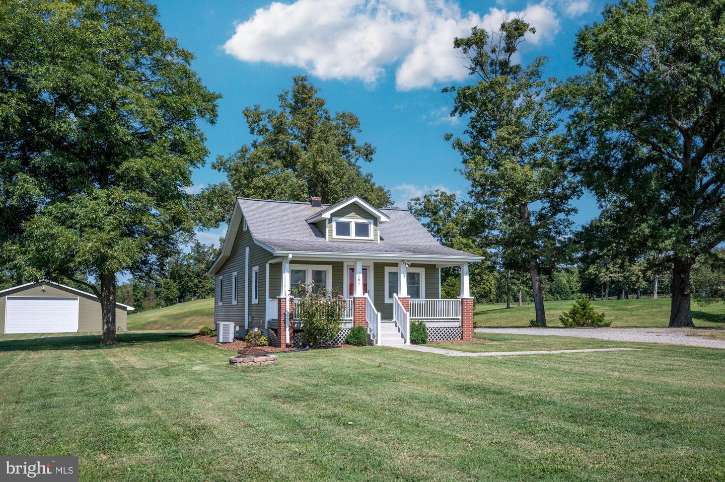 161 FOREST LANE RD, FREDERICKSBURG, Virginia 22405, 2 Bedrooms Bedrooms, ,3 BathroomsBathrooms,Residential,For sale,161 FOREST LANE RD,VAST2043394 MLS # VAST2043394