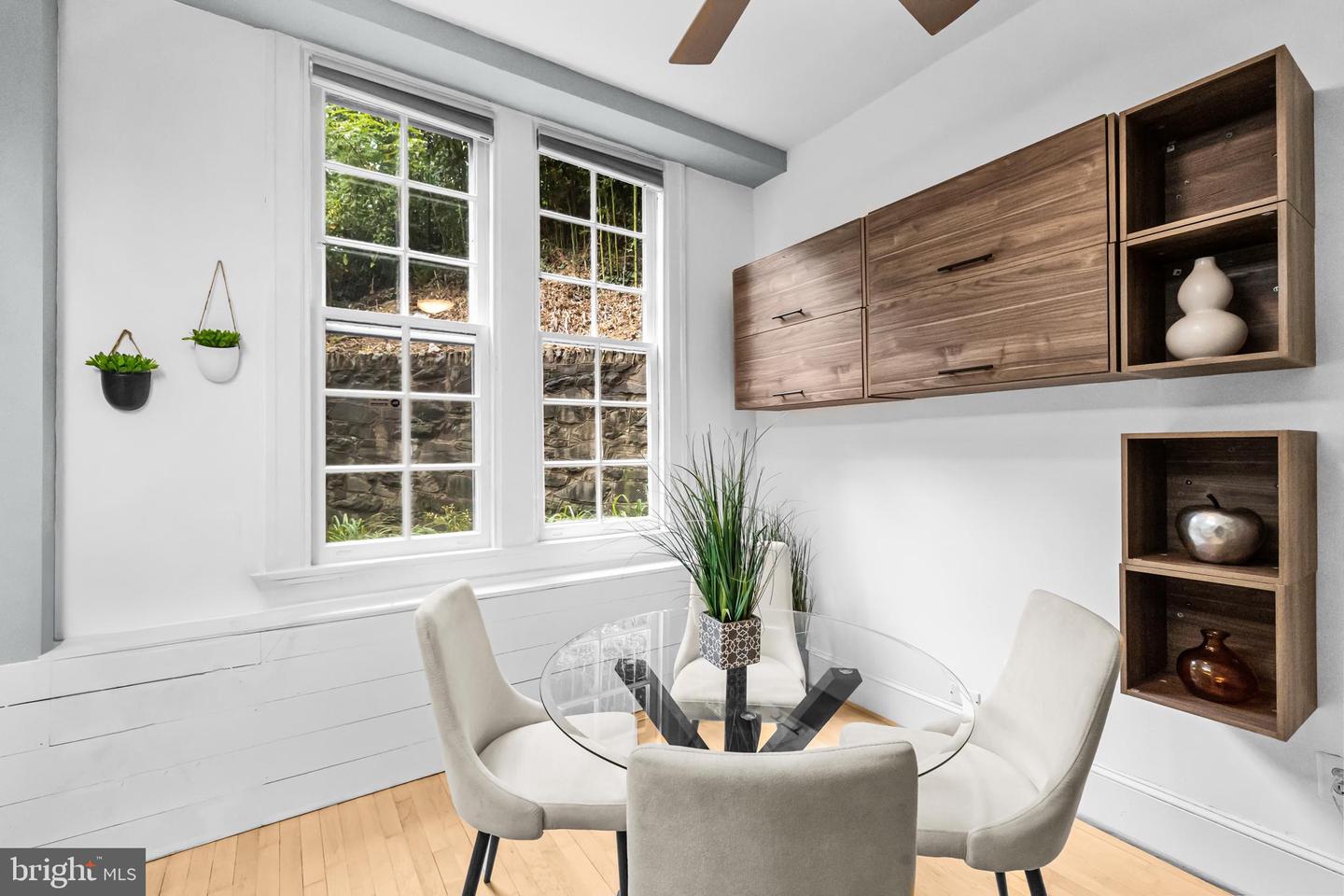 3039 MACOMB ST NW #17, WASHINGTON, District Of Columbia 20008, 2 Bedrooms Bedrooms, ,1 BathroomBathrooms,Residential,For sale,3039 MACOMB ST NW #17,DCDC2226286 MLS # DCDC2226286