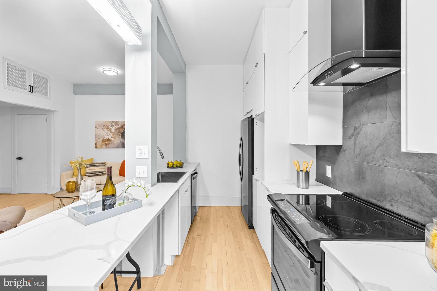 3039 MACOMB ST NW #17, WASHINGTON, District Of Columbia 20008, 2 Bedrooms Bedrooms, ,1 BathroomBathrooms,Residential,For sale,3039 MACOMB ST NW #17,DCDC2226286 MLS # DCDC2226286