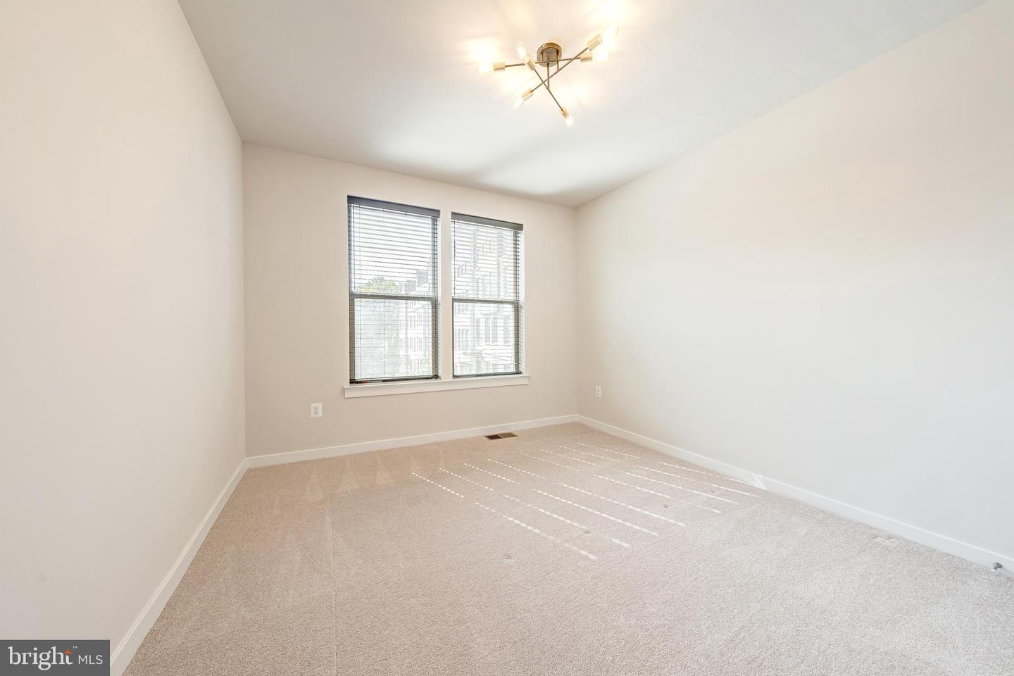 13504 INNOVATION STATION LOOP #2A, HERNDON, Virginia 20171, 3 Bedrooms Bedrooms, ,2 BathroomsBathrooms,Residential,For sale,13504 INNOVATION STATION LOOP #2A,VAFX2273558 MLS # VAFX2273558