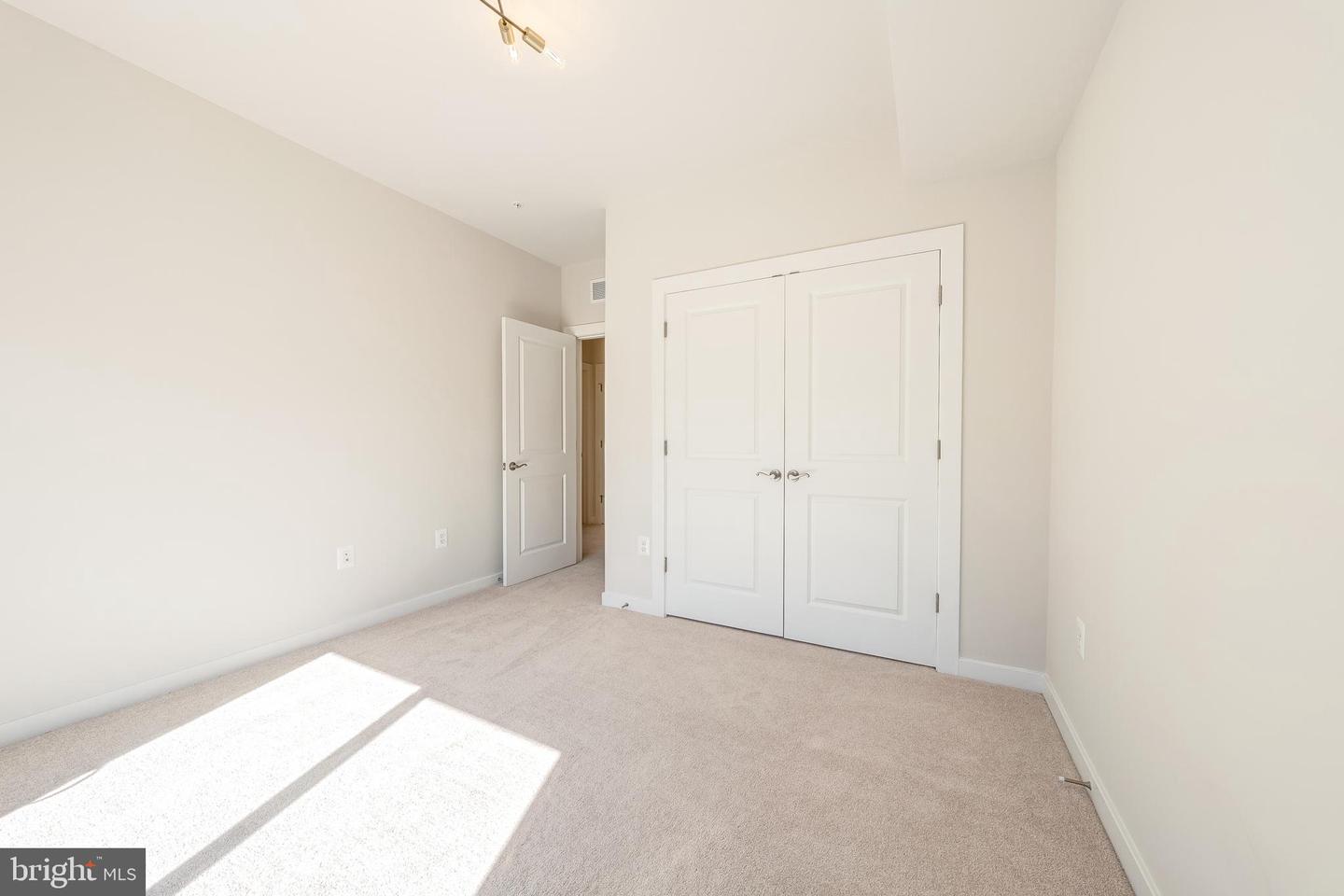 13504 INNOVATION STATION LOOP #2A, HERNDON, Virginia 20171, 3 Bedrooms Bedrooms, ,2 BathroomsBathrooms,Residential,For sale,13504 INNOVATION STATION LOOP #2A,VAFX2273558 MLS # VAFX2273558