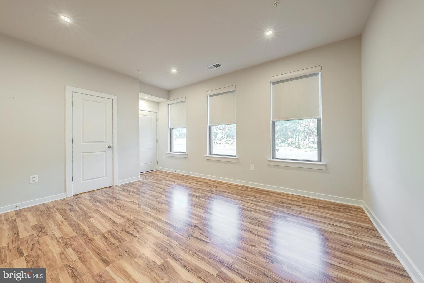 13504 INNOVATION STATION LOOP #2A, HERNDON, Virginia 20171, 3 Bedrooms Bedrooms, ,2 BathroomsBathrooms,Residential,For sale,13504 INNOVATION STATION LOOP #2A,VAFX2273558 MLS # VAFX2273558
