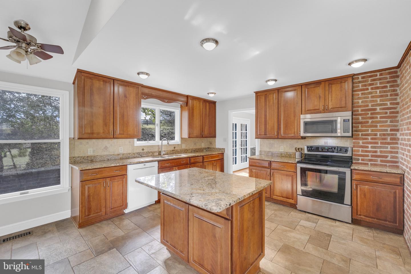 8729 GREEN RD, WARRENTON, Virginia 20187, 3 Bedrooms Bedrooms, ,3 BathroomsBathrooms,Residential,For sale,8729 GREEN RD,VAFQ2019338 MLS # VAFQ2019338