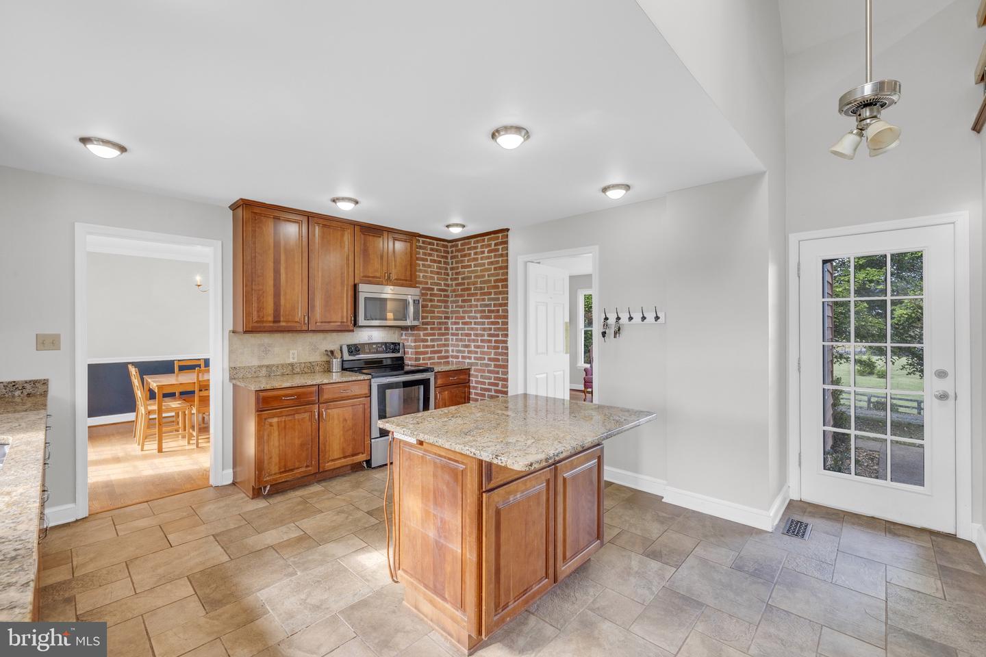 8729 GREEN RD, WARRENTON, Virginia 20187, 3 Bedrooms Bedrooms, ,3 BathroomsBathrooms,Residential,For sale,8729 GREEN RD,VAFQ2019338 MLS # VAFQ2019338