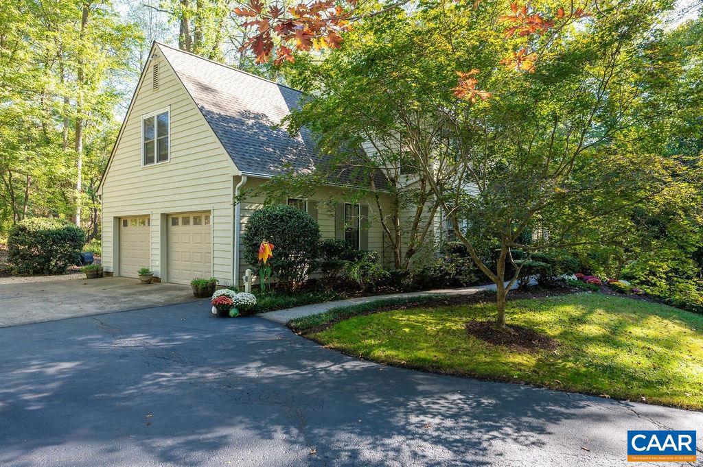 580 ARROWHEAD DR, EARLYSVILLE, Virginia 22936, 5 Bedrooms Bedrooms, ,4 BathroomsBathrooms,Residential,For sale,580 ARROWHEAD DR,669855 MLS # 669855
