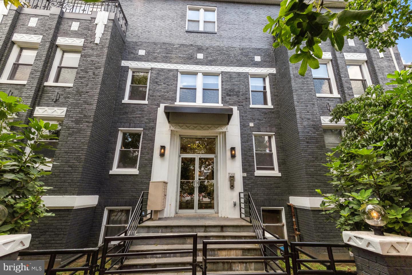 1409 G ST NE #5, WASHINGTON, District Of Columbia 20002, 3 Bedrooms Bedrooms, ,2 BathroomsBathrooms,Residential,For sale,1409 G ST NE #5,DCDC2226020 MLS # DCDC2226020