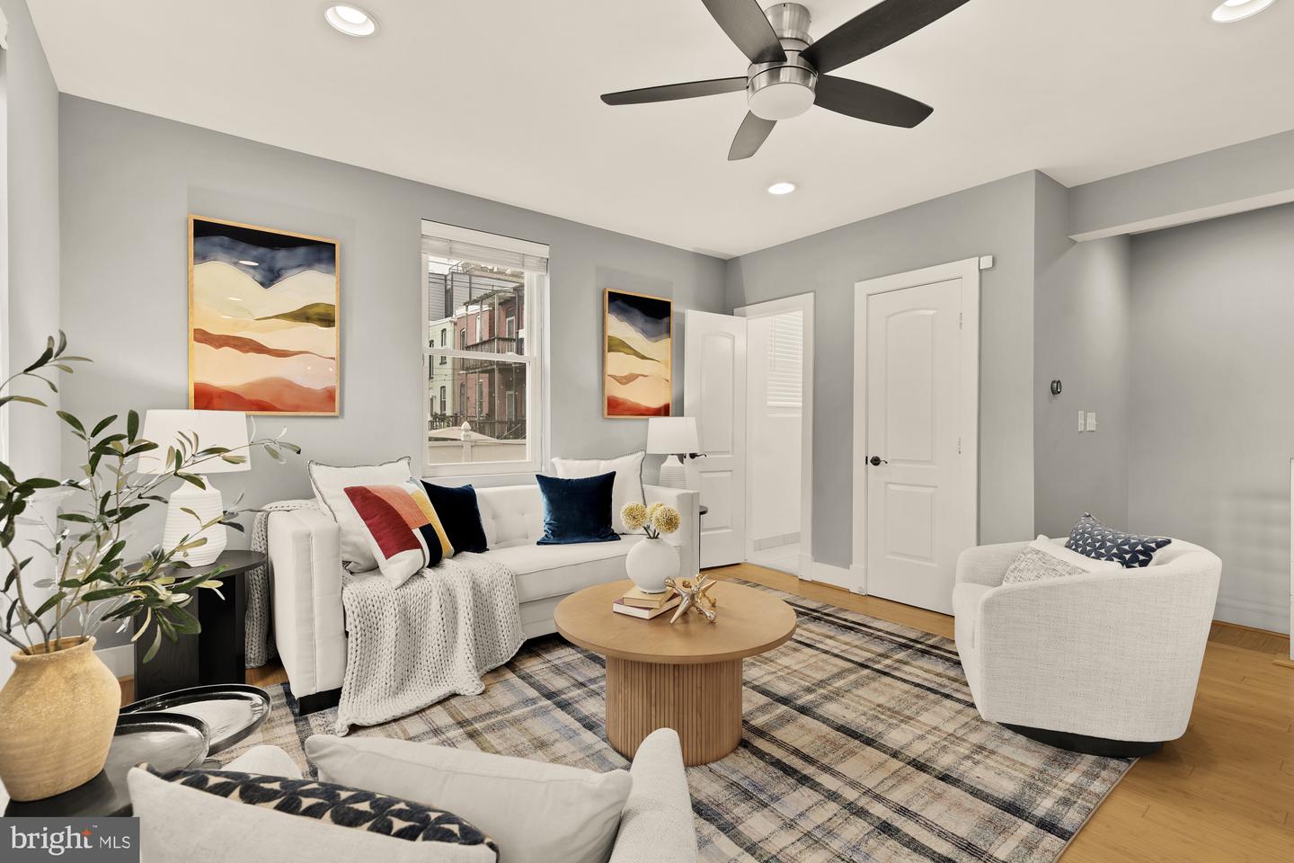 1409 G ST NE #5, WASHINGTON, District Of Columbia 20002, 3 Bedrooms Bedrooms, ,2 BathroomsBathrooms,Residential,For sale,1409 G ST NE #5,DCDC2226020 MLS # DCDC2226020