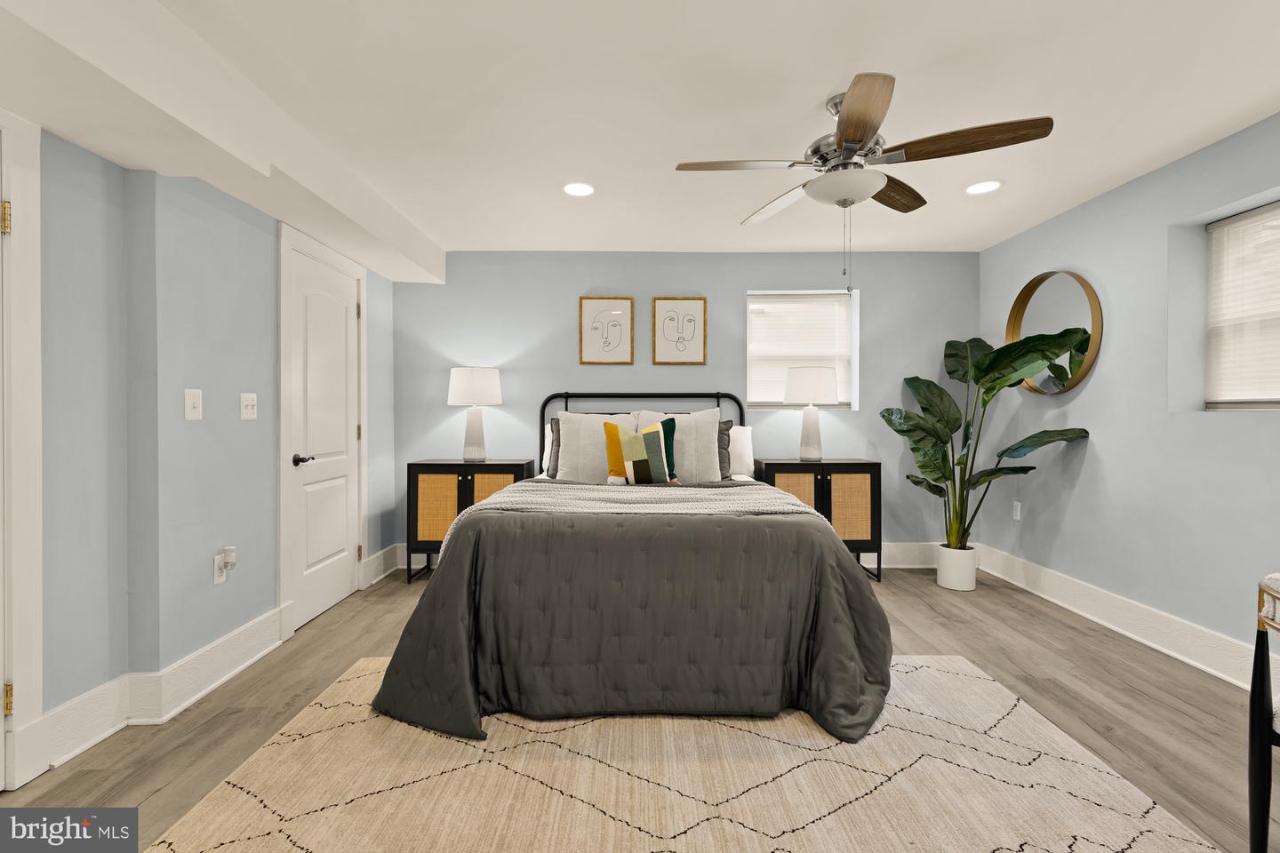 1409 G ST NE #5, WASHINGTON, District Of Columbia 20002, 3 Bedrooms Bedrooms, ,2 BathroomsBathrooms,Residential,For sale,1409 G ST NE #5,DCDC2226020 MLS # DCDC2226020