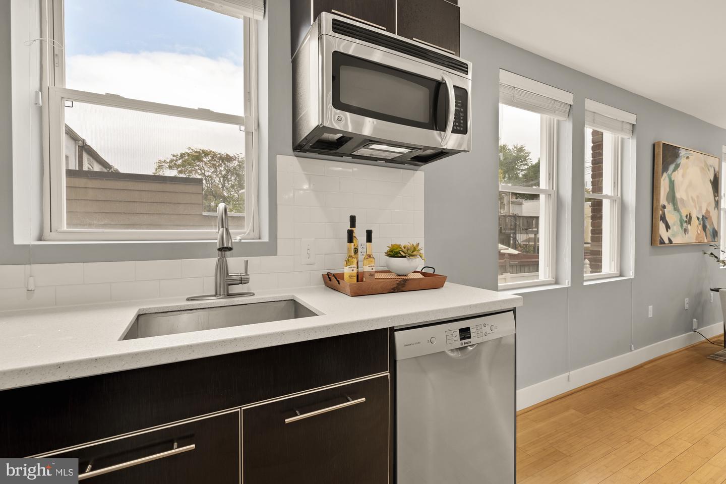 1409 G ST NE #5, WASHINGTON, District Of Columbia 20002, 3 Bedrooms Bedrooms, ,2 BathroomsBathrooms,Residential,For sale,1409 G ST NE #5,DCDC2226020 MLS # DCDC2226020