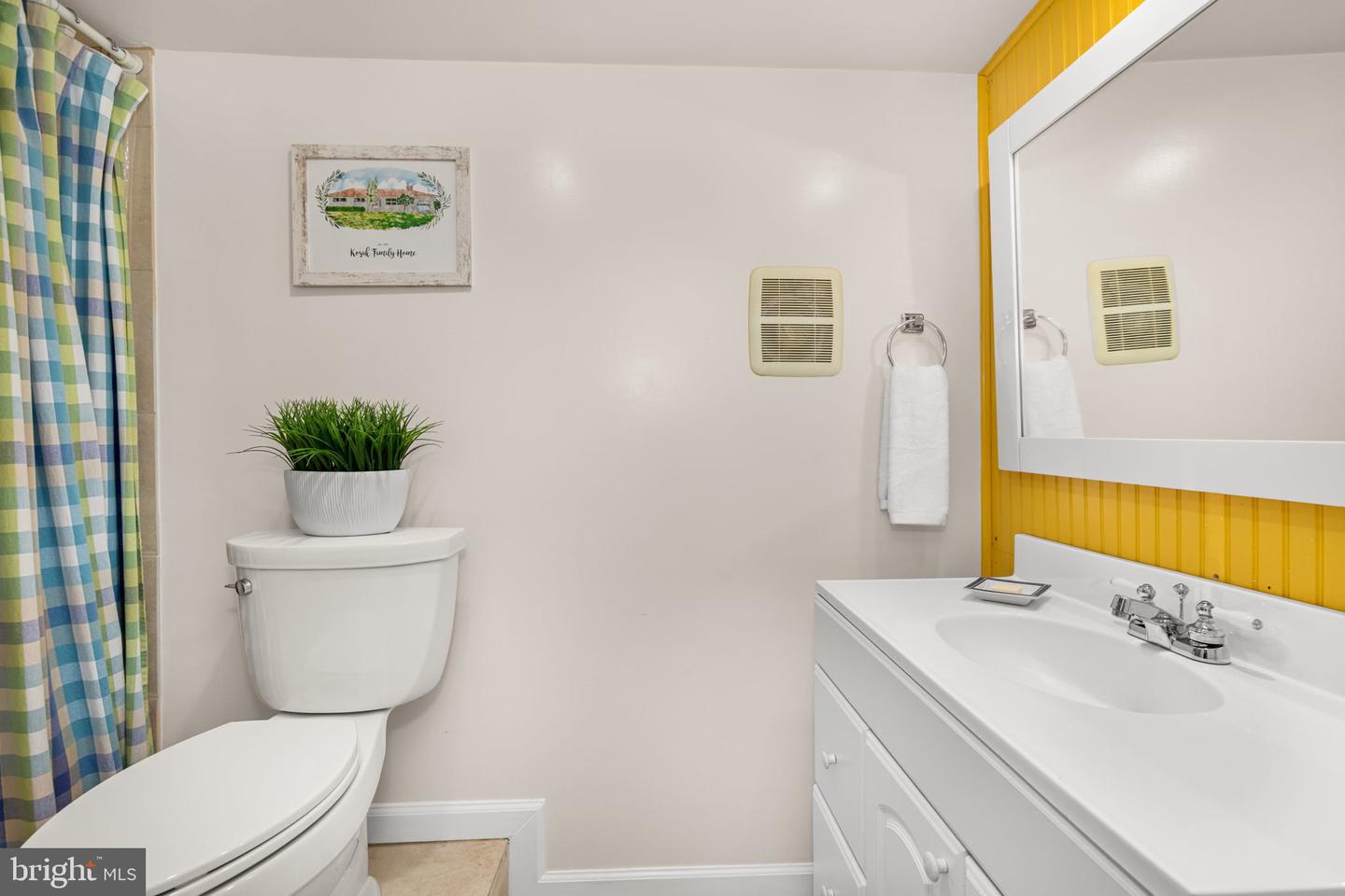 1830 MASSACHUSETTS AVE, MCLEAN, Virginia 22101, 5 Bedrooms Bedrooms, ,4 BathroomsBathrooms,Residential,For sale,1830 MASSACHUSETTS AVE,VAFX2273304 MLS # VAFX2273304