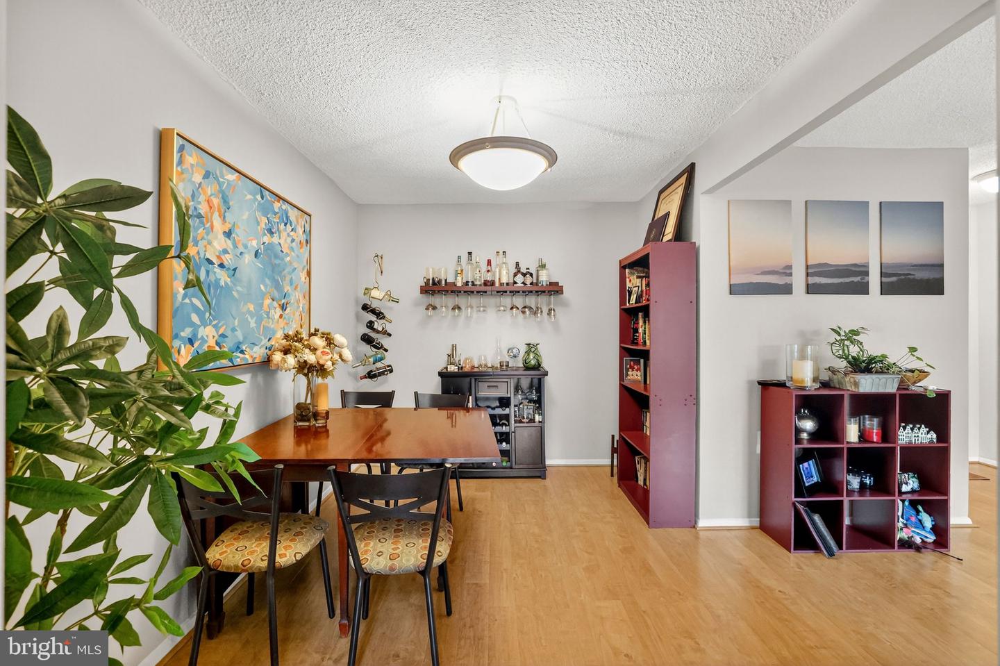 4500 FOUR MILE RUN DR S #327, ARLINGTON, Virginia 22204, 1 Bedroom Bedrooms, ,1 BathroomBathrooms,Residential,For sale,4500 FOUR MILE RUN DR S #327,VAAR2064680 MLS # VAAR2064680