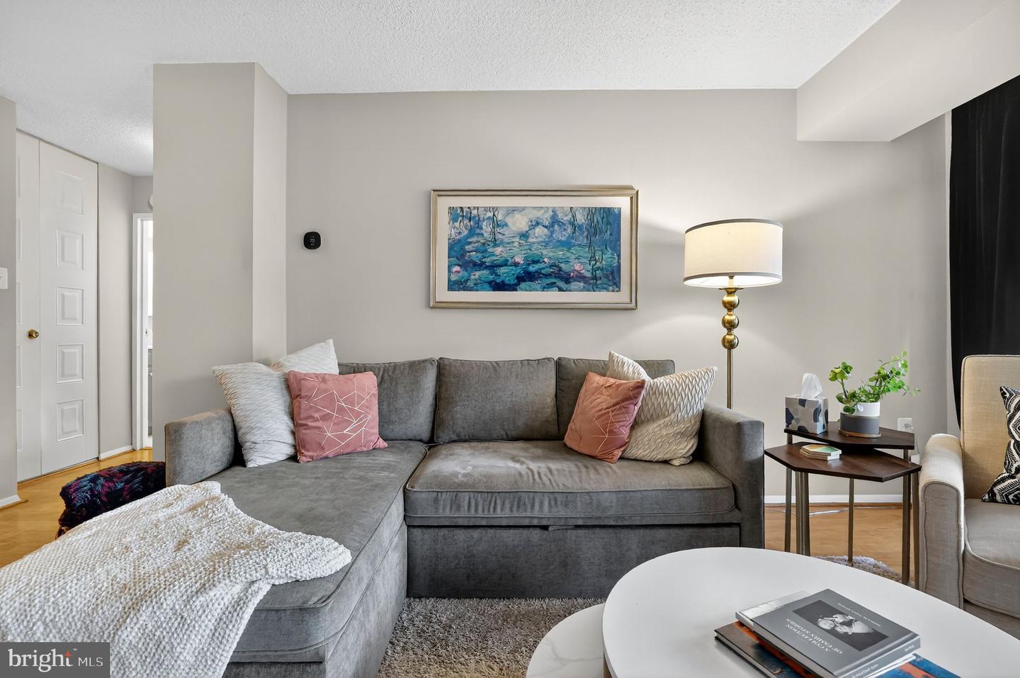 4500 FOUR MILE RUN DR S #327, ARLINGTON, Virginia 22204, 1 Bedroom Bedrooms, ,1 BathroomBathrooms,Residential,For sale,4500 FOUR MILE RUN DR S #327,VAAR2064680 MLS # VAAR2064680