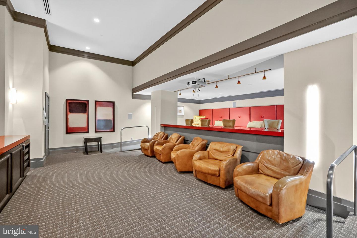4500 FOUR MILE RUN DR S #327, ARLINGTON, Virginia 22204, 1 Bedroom Bedrooms, ,1 BathroomBathrooms,Residential,For sale,4500 FOUR MILE RUN DR S #327,VAAR2064680 MLS # VAAR2064680