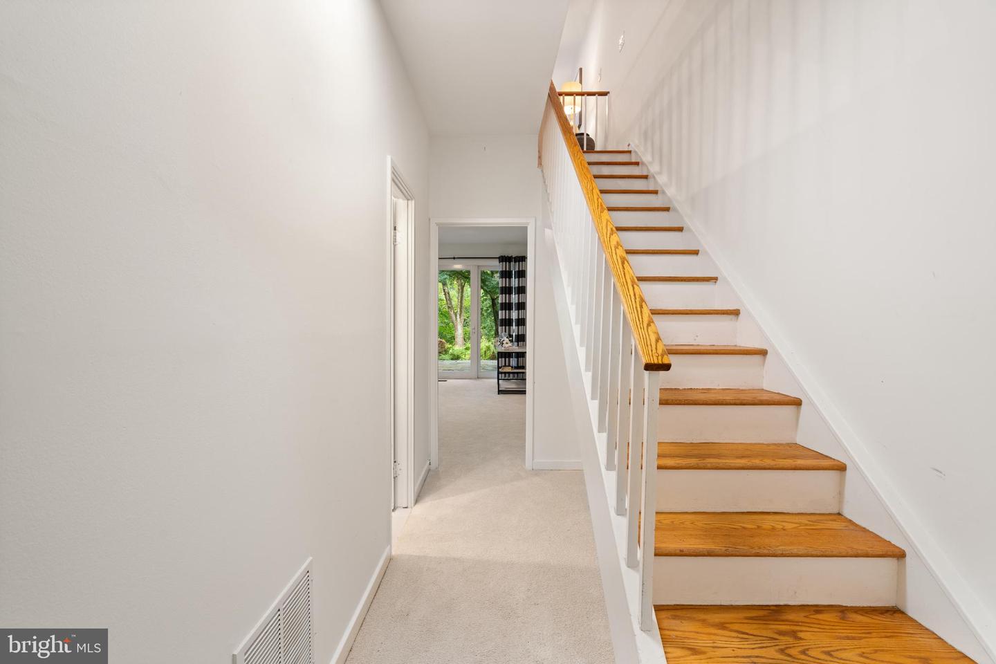 11493 WATERVIEW CLUSTER, RESTON, Virginia 20190, 3 Bedrooms Bedrooms, ,2 BathroomsBathrooms,Residential,For sale,11493 WATERVIEW CLUSTER,VAFX2273310 MLS # VAFX2273310