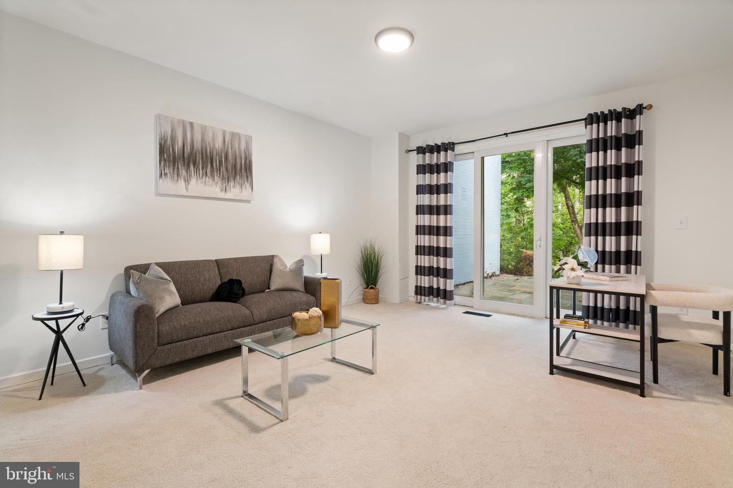 11493 WATERVIEW CLUSTER, RESTON, Virginia 20190, 3 Bedrooms Bedrooms, ,2 BathroomsBathrooms,Residential,For sale,11493 WATERVIEW CLUSTER,VAFX2273310 MLS # VAFX2273310