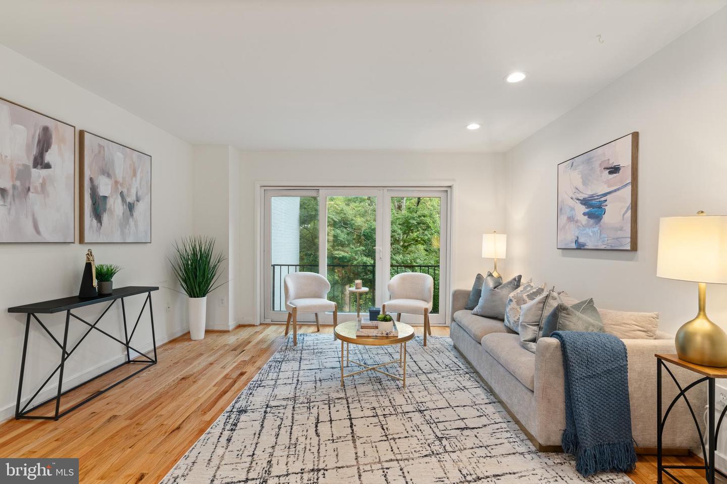 11493 WATERVIEW CLUSTER, RESTON, Virginia 20190, 3 Bedrooms Bedrooms, ,2 BathroomsBathrooms,Residential,For sale,11493 WATERVIEW CLUSTER,VAFX2273310 MLS # VAFX2273310