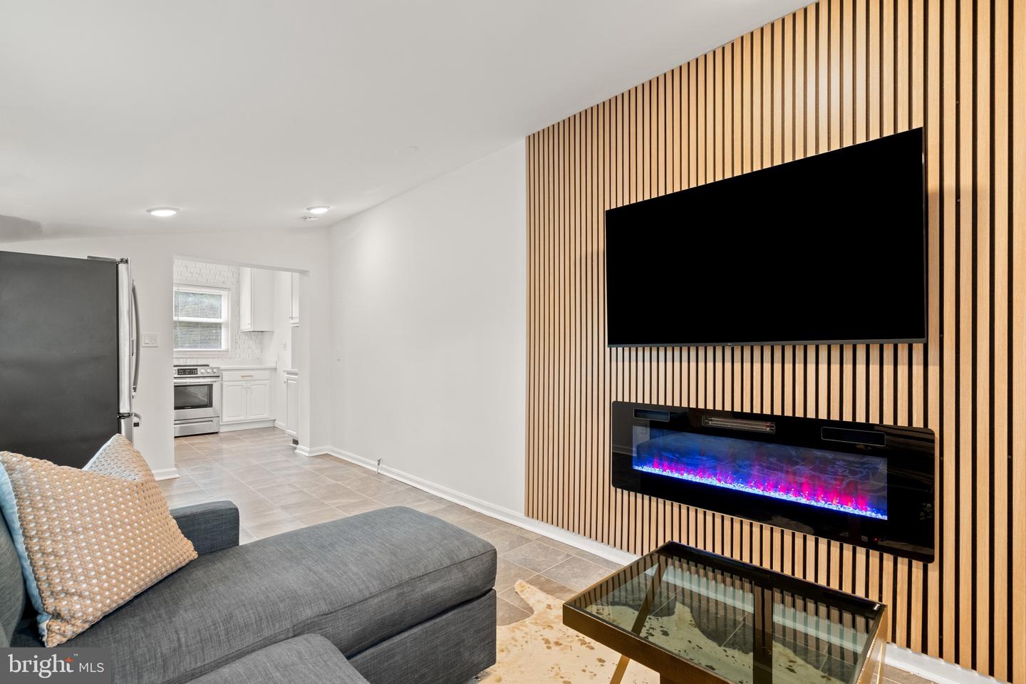 5005 ROSEMONT AVE, ALEXANDRIA, Virginia 22309, 4 Bedrooms Bedrooms, 5 Rooms Rooms,1 BathroomBathrooms,Residential,For sale,5005 ROSEMONT AVE,VAFX2273322 MLS # VAFX2273322