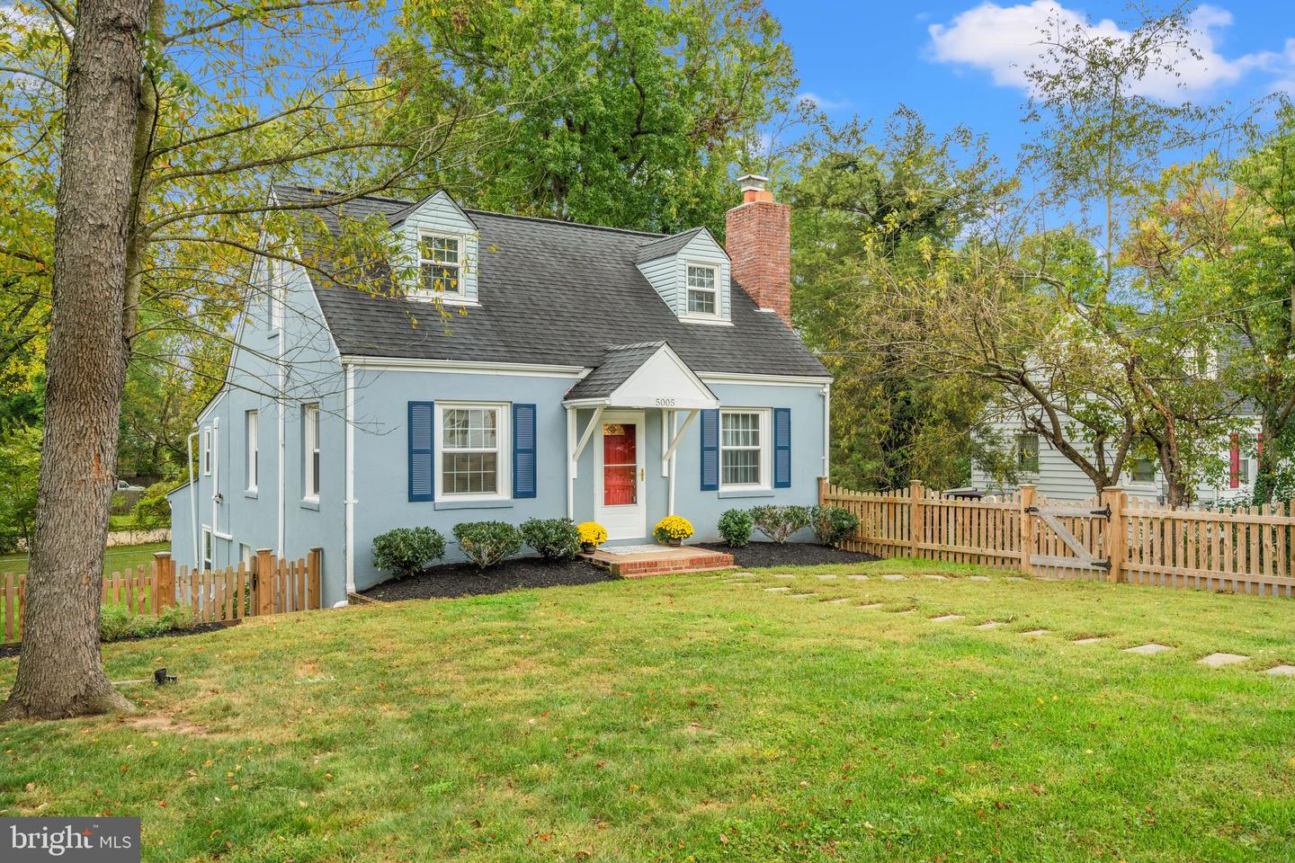 5005 ROSEMONT AVE, ALEXANDRIA, Virginia 22309, 4 Bedrooms Bedrooms, 5 Rooms Rooms,1 BathroomBathrooms,Residential,For sale,5005 ROSEMONT AVE,VAFX2273322 MLS # VAFX2273322
