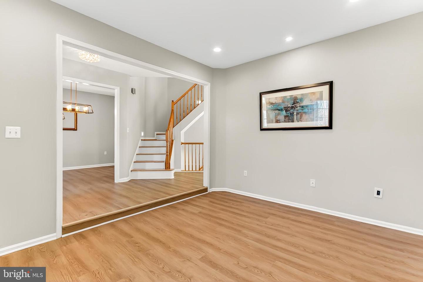 2410 DAKOTA LAKES DR, HERNDON, Virginia 20171, 5 Bedrooms Bedrooms, ,3 BathroomsBathrooms,Residential,For sale,2410 DAKOTA LAKES DR,VAFX2273354 MLS # VAFX2273354
