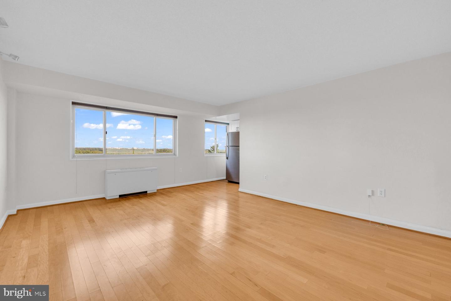 2500 N VAN DORN ST #817, ALEXANDRIA, Virginia 22302, ,1 BathroomBathrooms,Residential,For sale,2500 N VAN DORN ST #817,VAAX2050650 MLS # VAAX2050650