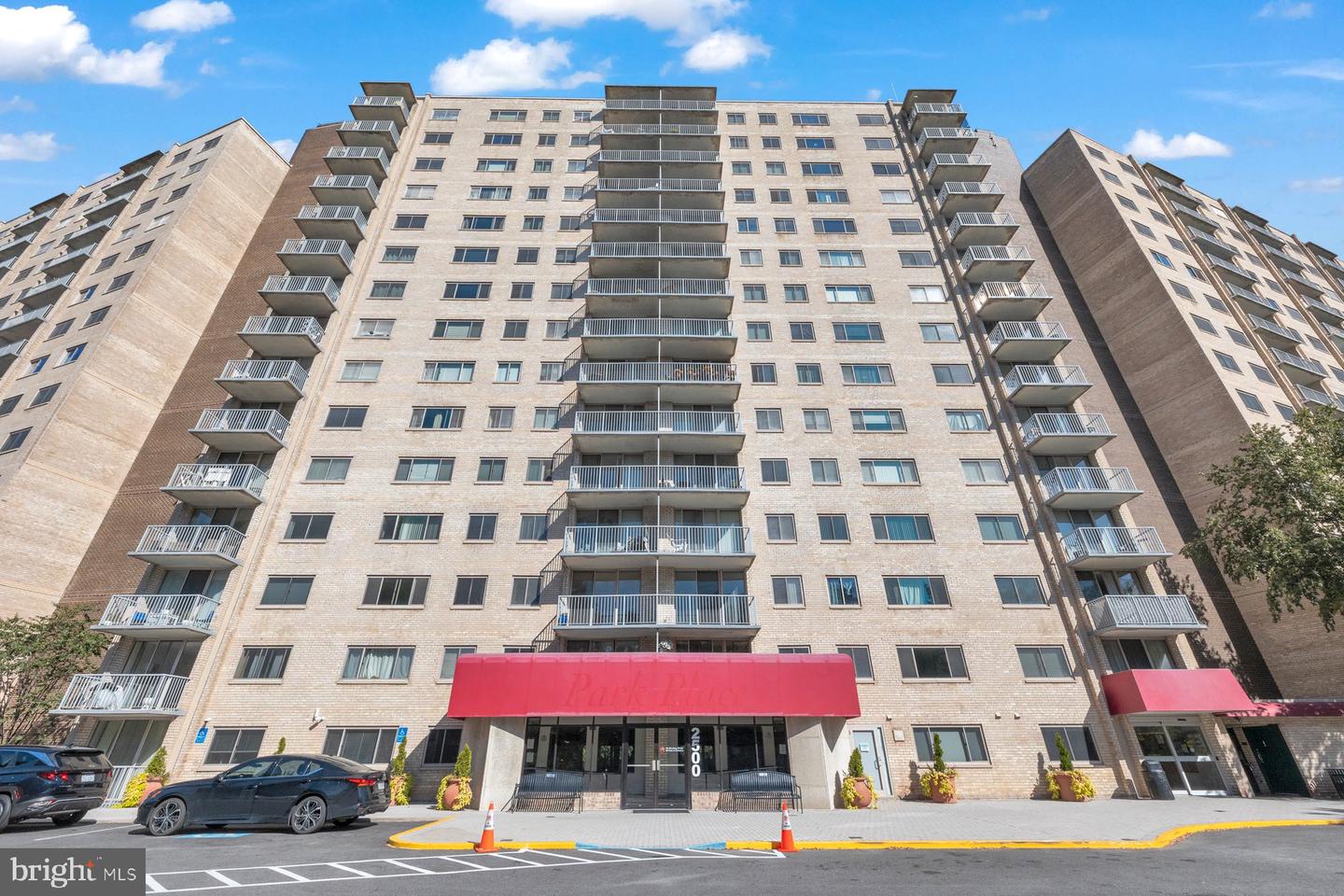 2500 N VAN DORN ST #817, ALEXANDRIA, Virginia 22302, ,1 BathroomBathrooms,Residential,For sale,2500 N VAN DORN ST #817,VAAX2050650 MLS # VAAX2050650