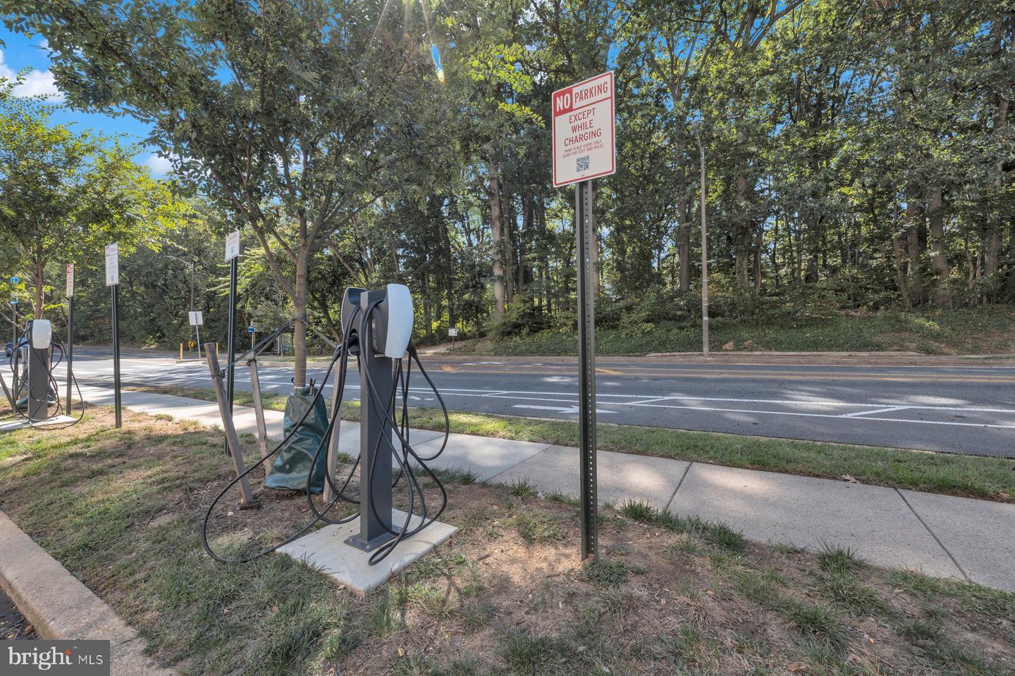 2500 N VAN DORN ST #817, ALEXANDRIA, Virginia 22302, ,1 BathroomBathrooms,Residential,For sale,2500 N VAN DORN ST #817,VAAX2050650 MLS # VAAX2050650