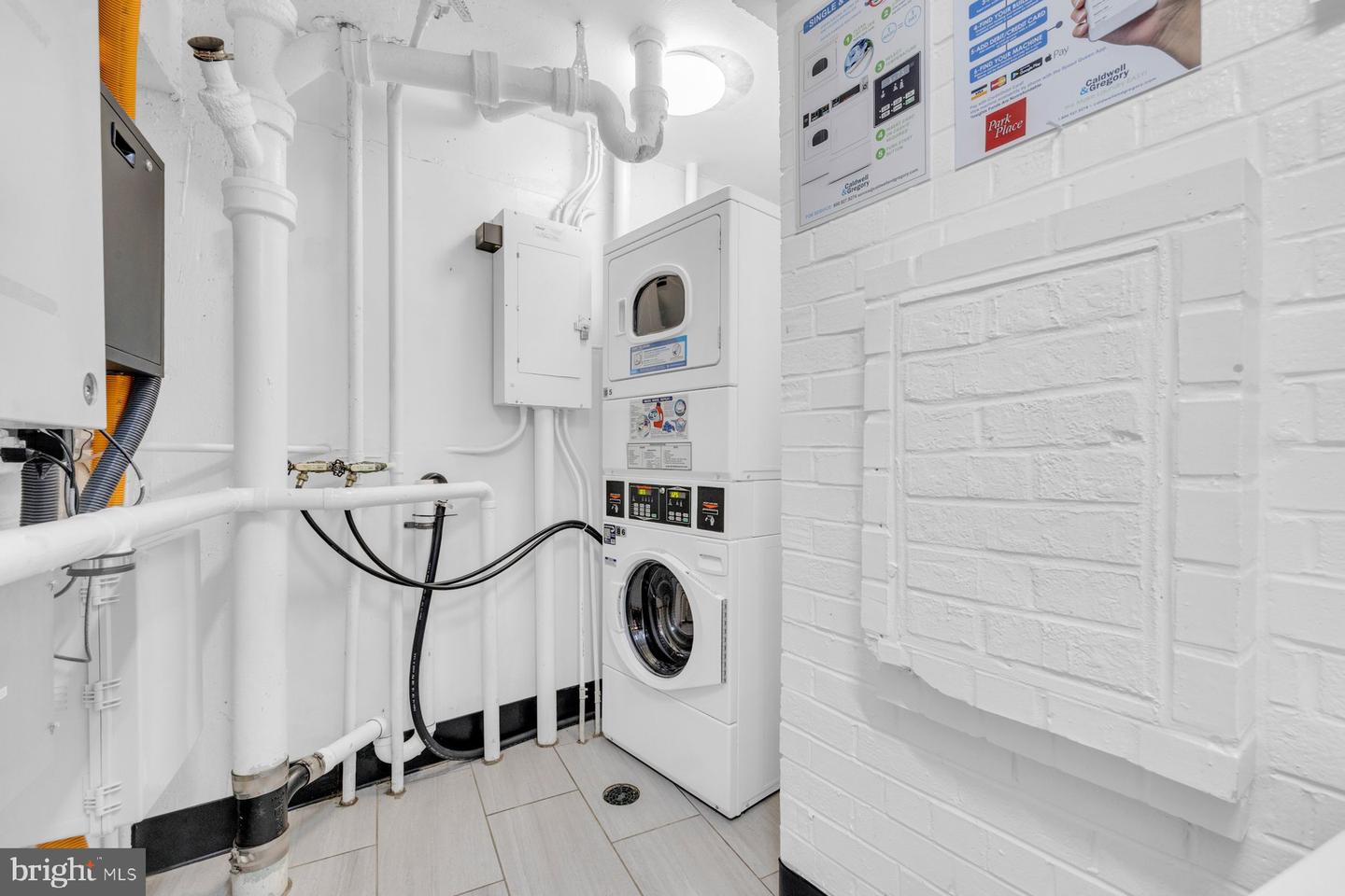 2500 N VAN DORN ST #817, ALEXANDRIA, Virginia 22302, ,1 BathroomBathrooms,Residential,For sale,2500 N VAN DORN ST #817,VAAX2050650 MLS # VAAX2050650 2500 N VAN DORN ST #817, ALEXANDRIA, Virginia 22302, ,1 BathroomBathrooms,Residential,For sale,2500 N VAN DORN ST #817,VAAX2050650 MLS # VAAX2050650