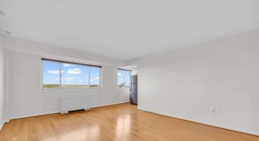2500 N VAN DORN ST #817, ALEXANDRIA, Virginia 22302, ,1 BathroomBathrooms,Residential,For sale,2500 N VAN DORN ST #817,VAAX2050650 MLS # VAAX2050650
