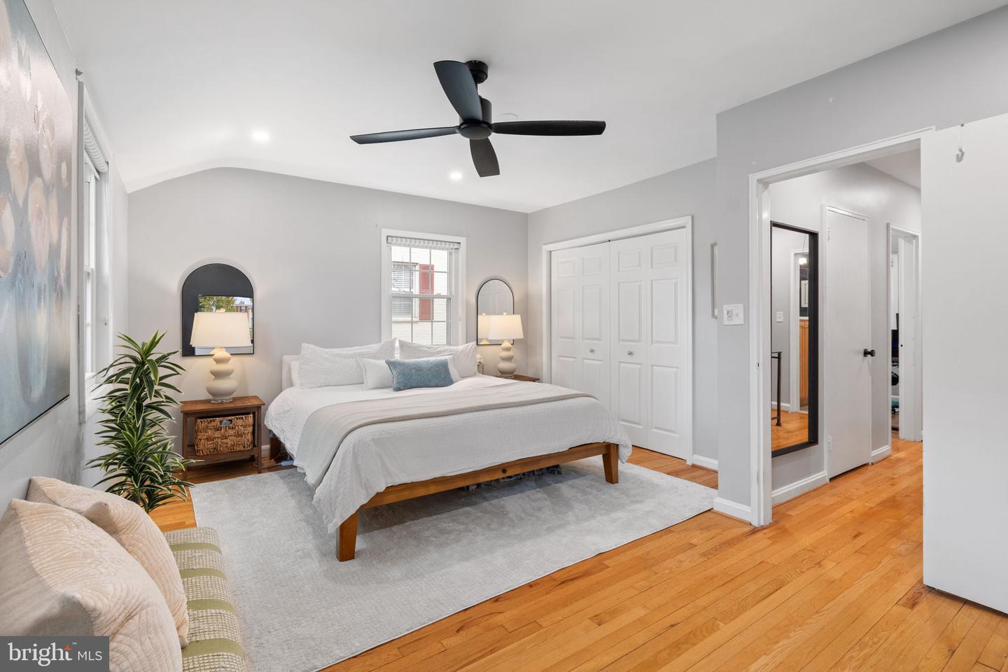 3823 JAY AVE, ALEXANDRIA, Virginia 22302, 2 Bedrooms Bedrooms, ,1 BathroomBathrooms,Residential,For sale,3823 JAY AVE,VAAX2050658 MLS # VAAX2050658