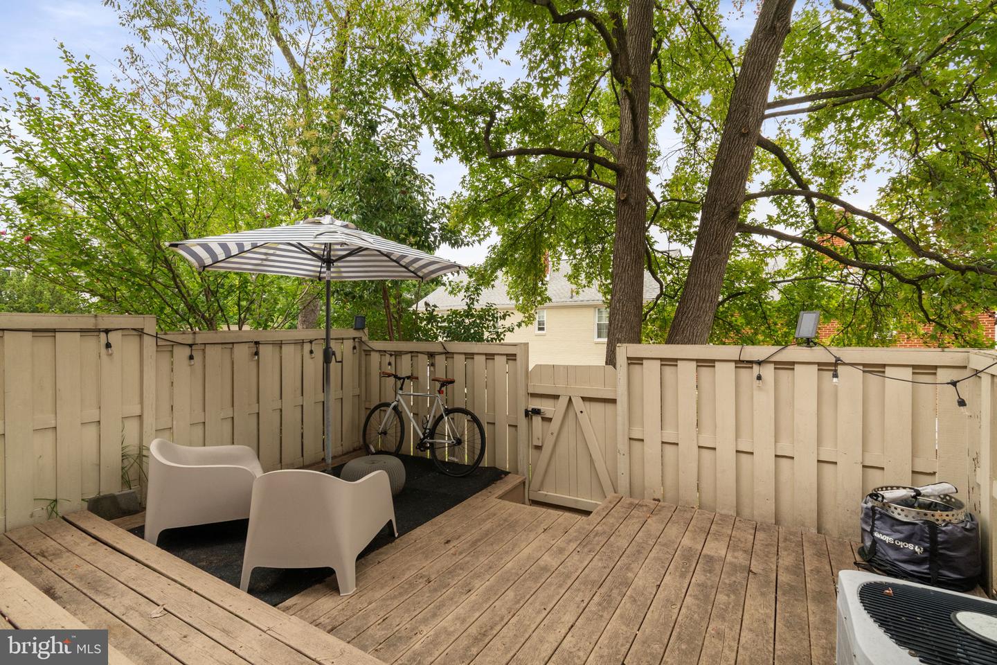 3823 JAY AVE, ALEXANDRIA, Virginia 22302, 2 Bedrooms Bedrooms, ,1 BathroomBathrooms,Residential,For sale,3823 JAY AVE,VAAX2050658 MLS # VAAX2050658