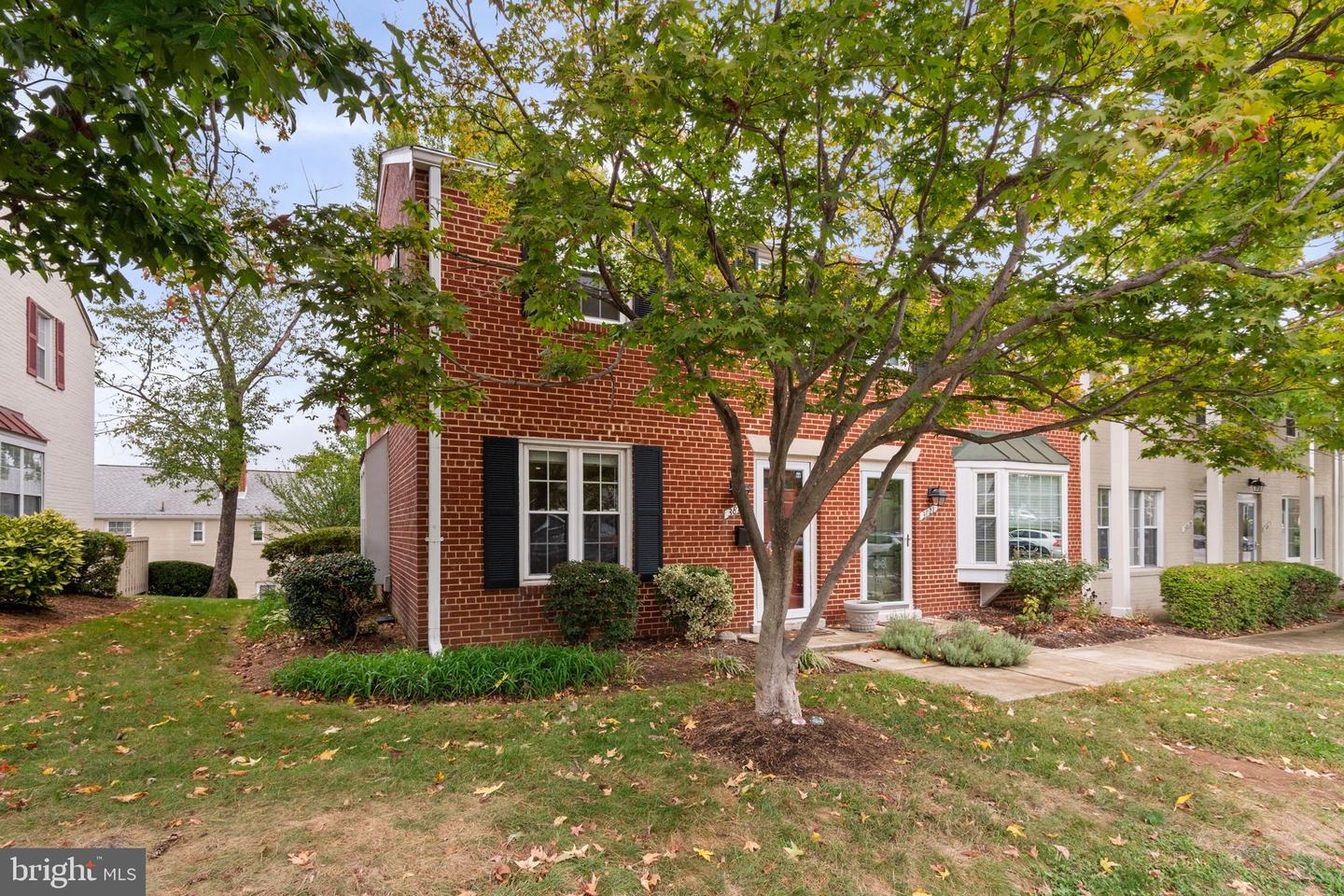 3823 JAY AVE, ALEXANDRIA, Virginia 22302, 2 Bedrooms Bedrooms, ,1 BathroomBathrooms,Residential,For sale,3823 JAY AVE,VAAX2050658 MLS # VAAX2050658
