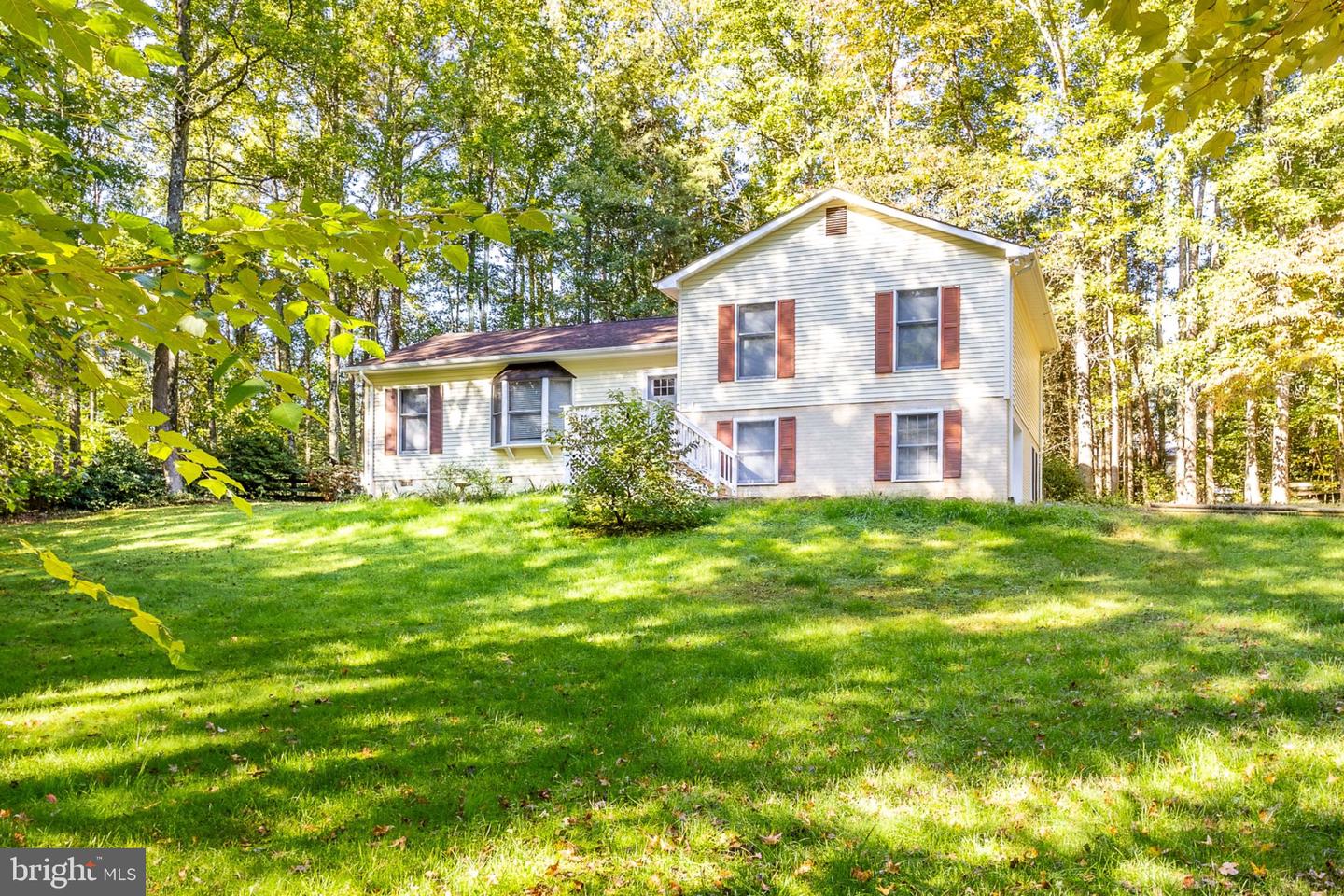 7504 CLEVELAND DR, KING GEORGE, Virginia 22485, 3 Bedrooms Bedrooms, 11 Rooms Rooms,2 BathroomsBathrooms,Residential,For sale,7504 CLEVELAND DR,VAKG2007126 MLS # VAKG2007126