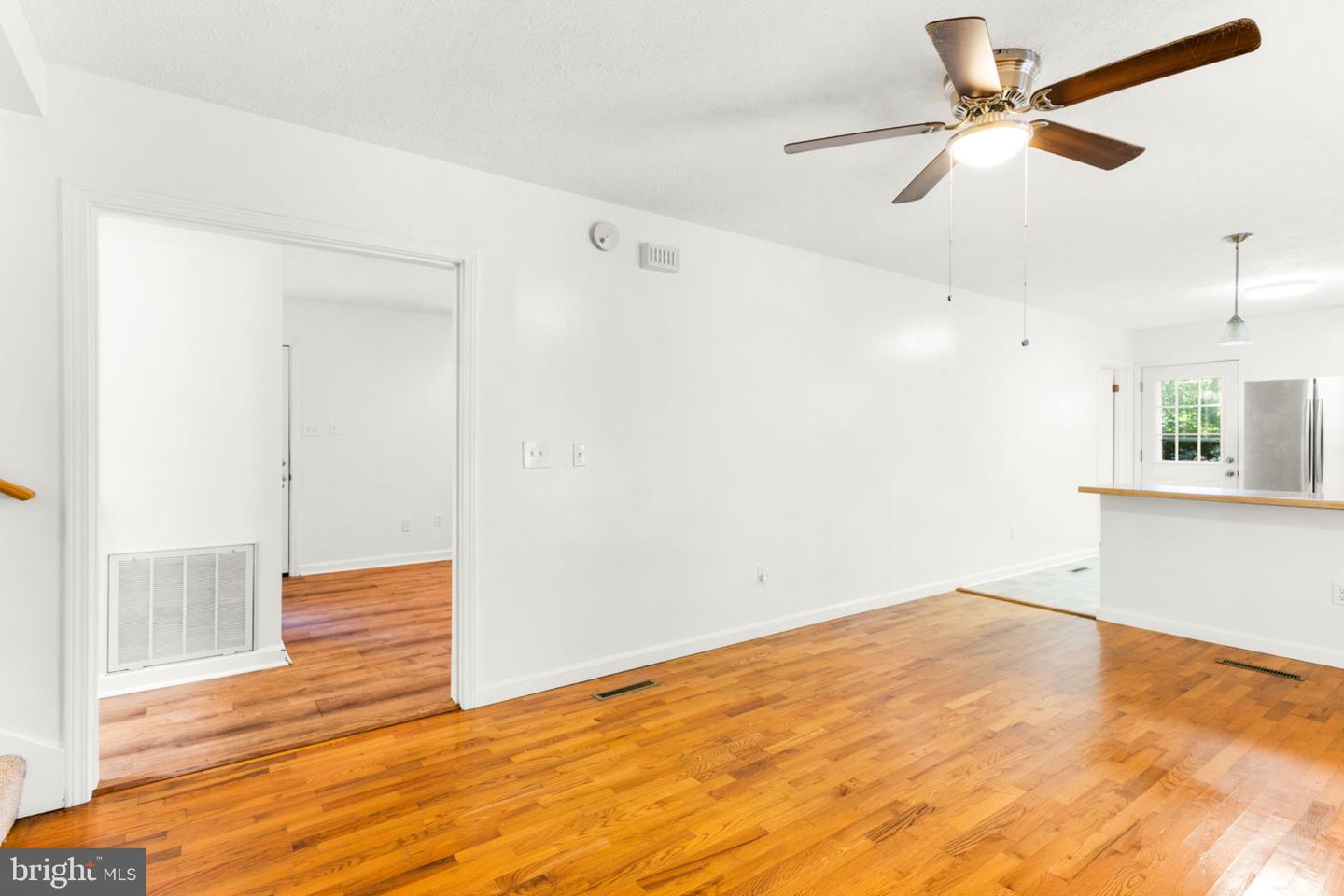 7504 CLEVELAND DR, KING GEORGE, Virginia 22485, 3 Bedrooms Bedrooms, 11 Rooms Rooms,2 BathroomsBathrooms,Residential,For sale,7504 CLEVELAND DR,VAKG2007126 MLS # VAKG2007126