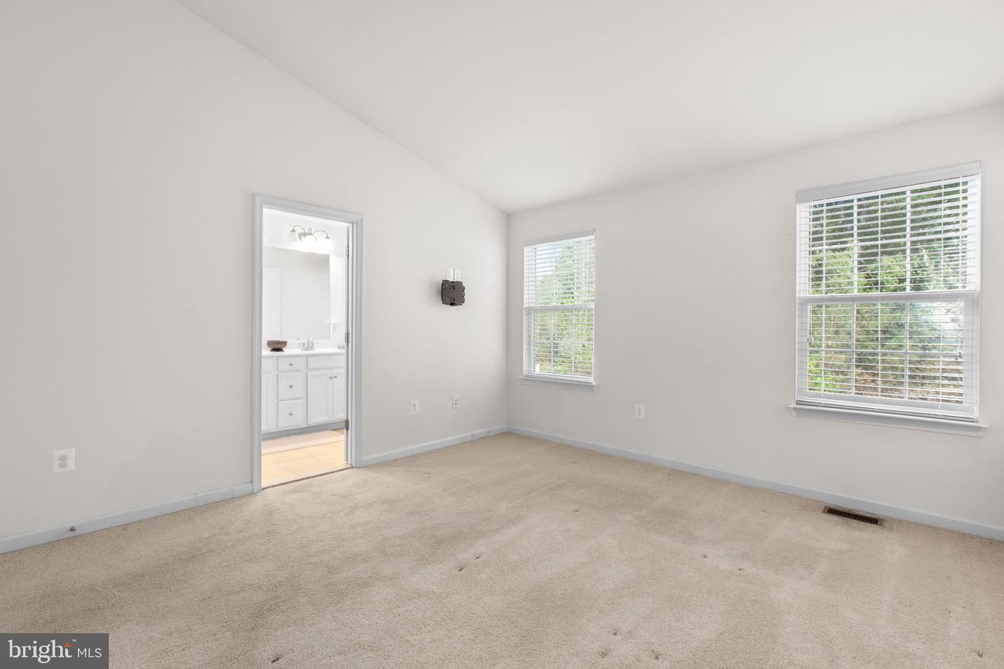 213 HIDDEN BROOK DR, FREDERICKSBURG, Virginia 22405, 3 Bedrooms Bedrooms, 7 Rooms Rooms,2 BathroomsBathrooms,Residential,For sale,213 HIDDEN BROOK DR,VAST2043374 MLS # VAST2043374