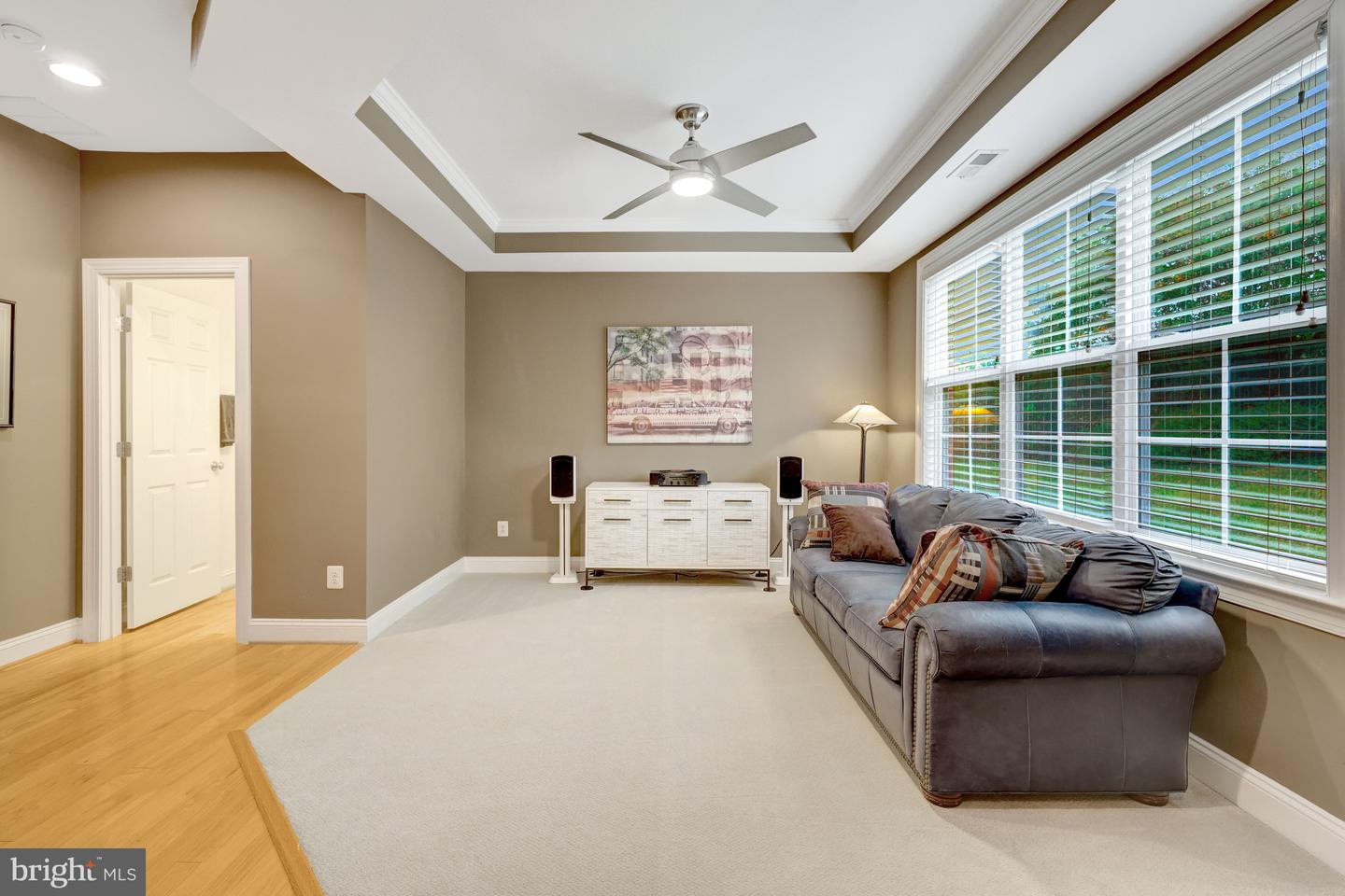 220 HERNDON STATION SQ, HERNDON, Virginia 20170, 3 Bedrooms Bedrooms, ,2 BathroomsBathrooms,Residential,For sale,220 HERNDON STATION SQ,VAFX2273416 MLS # VAFX2273416