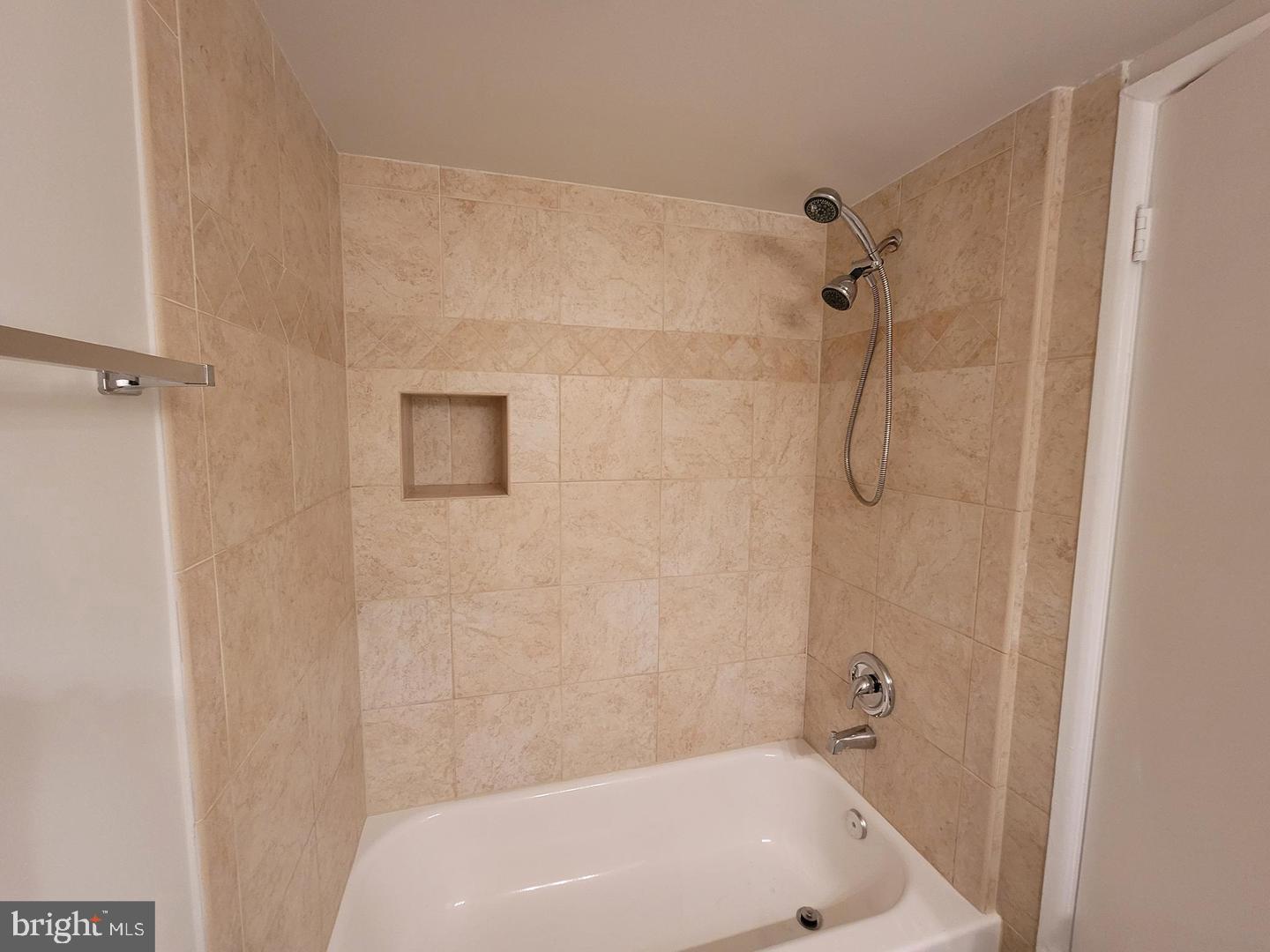 8002 CHANUTE PL #3, FALLS CHURCH, Virginia 22042, 2 Bedrooms Bedrooms, ,1 BathroomBathrooms,Residential,For sale,8002 CHANUTE PL #3,VAFX2273434 MLS # VAFX2273434