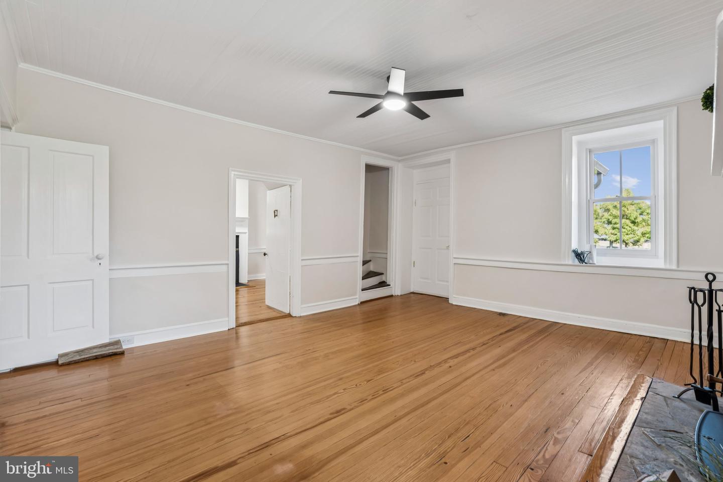 20596 AIRMONT RD, BLUEMONT, Virginia 20135, 3 Bedrooms Bedrooms, ,2 BathroomsBathrooms,Residential,For sale,20596 AIRMONT RD,VALO2108512 MLS # VALO2108512