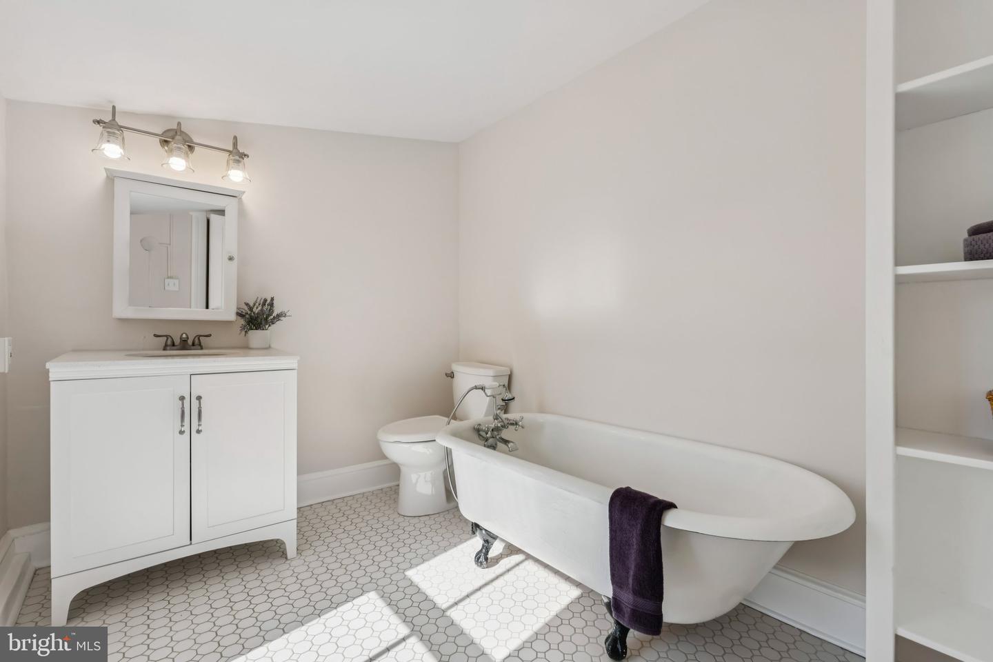 20596 AIRMONT RD, BLUEMONT, Virginia 20135, 3 Bedrooms Bedrooms, ,2 BathroomsBathrooms,Residential,For sale,20596 AIRMONT RD,VALO2108512 MLS # VALO2108512