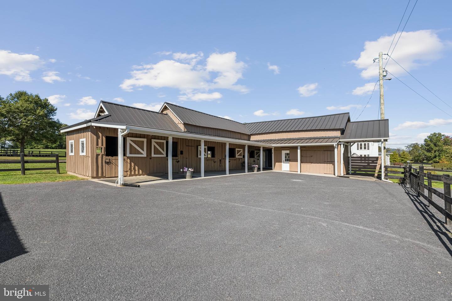 20596 AIRMONT RD, BLUEMONT, Virginia 20135, 3 Bedrooms Bedrooms, ,2 BathroomsBathrooms,Residential,For sale,20596 AIRMONT RD,VALO2108512 MLS # VALO2108512