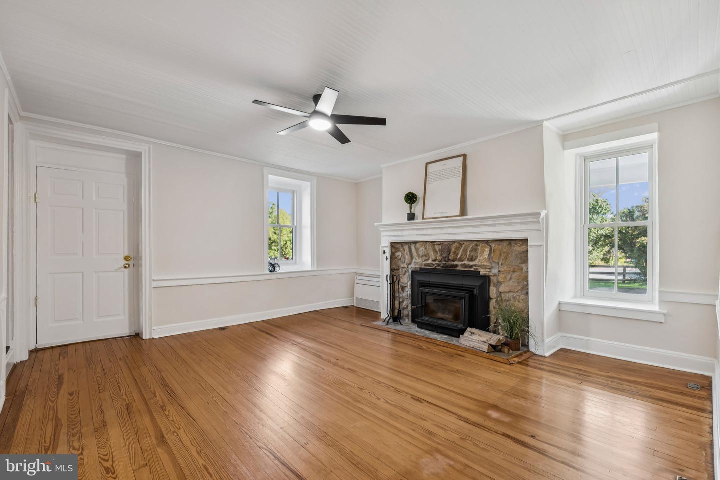 20596 AIRMONT RD, BLUEMONT, Virginia 20135, 3 Bedrooms Bedrooms, ,2 BathroomsBathrooms,Residential,For sale,20596 AIRMONT RD,VALO2108512 MLS # VALO2108512