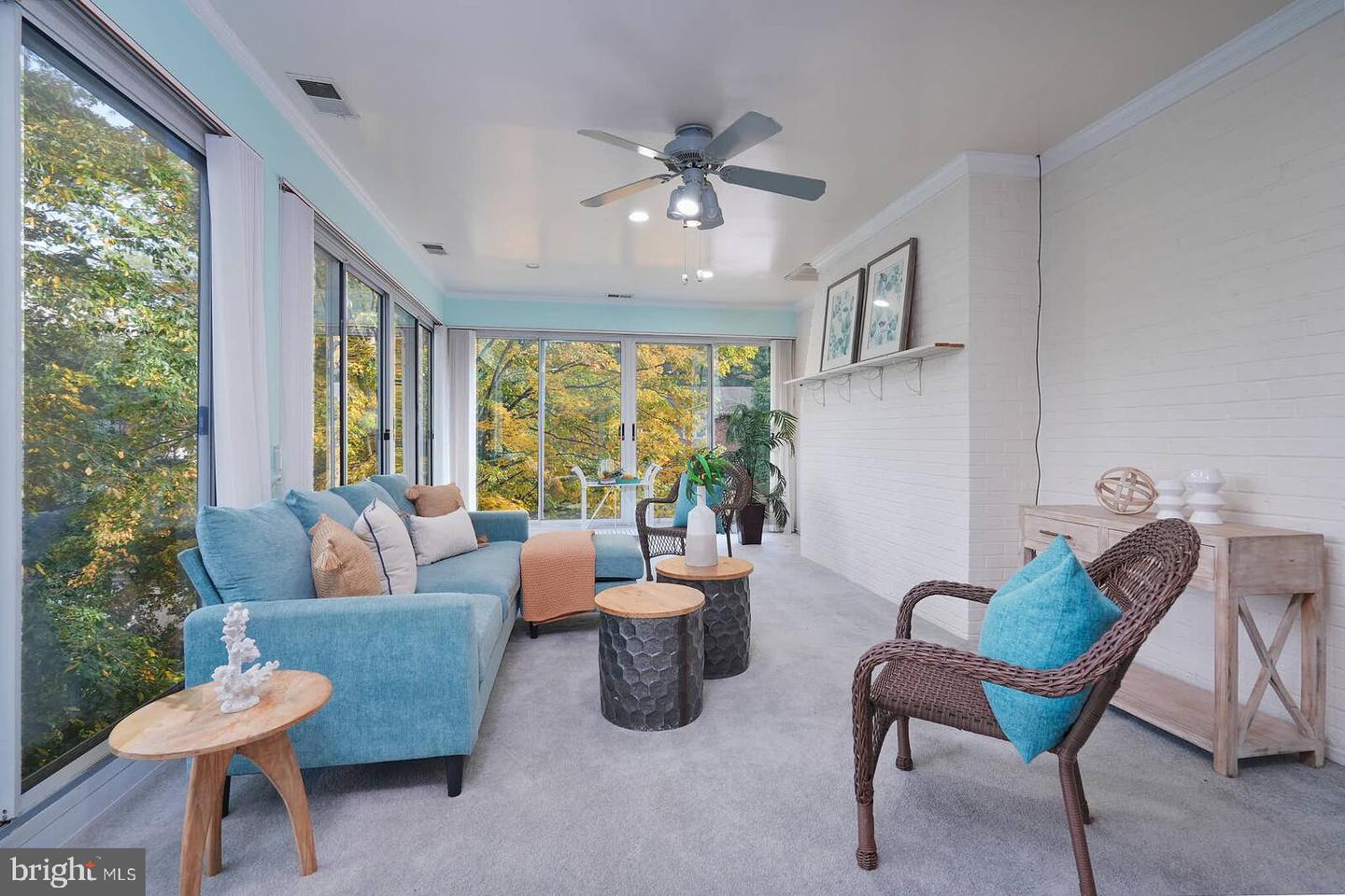 4105 27TH ST N, ARLINGTON, Virginia 22207, 4 Bedrooms Bedrooms, ,3 BathroomsBathrooms,Residential,For sale,4105 27TH ST N,VAAR2064712 MLS # VAAR2064712