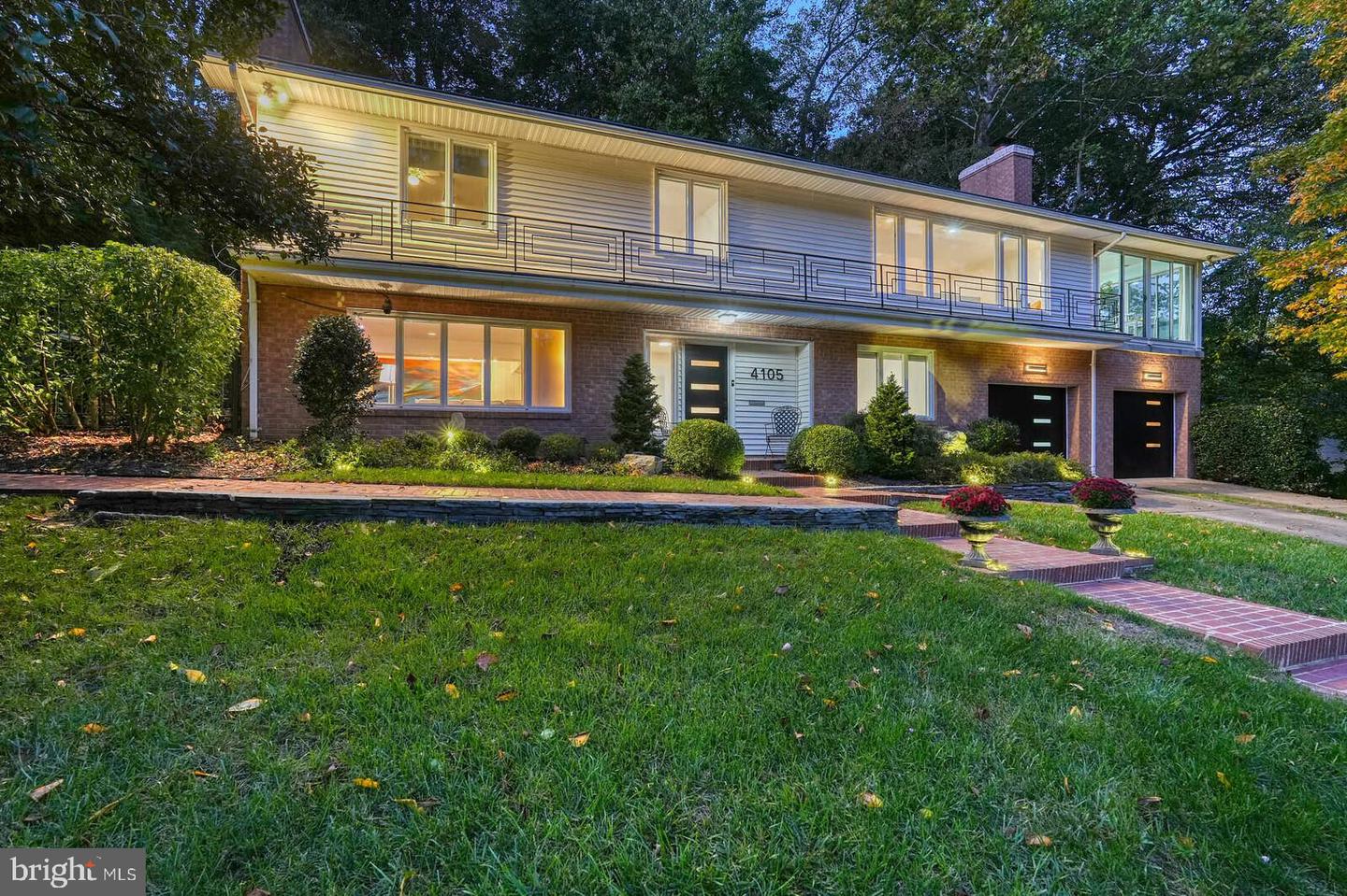 4105 27TH ST N, ARLINGTON, Virginia 22207, 4 Bedrooms Bedrooms, ,3 BathroomsBathrooms,Residential,For sale,4105 27TH ST N,VAAR2064712 MLS # VAAR2064712