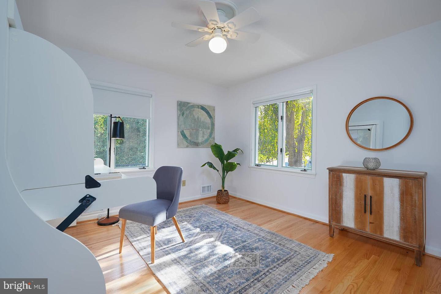 4105 27TH ST N, ARLINGTON, Virginia 22207, 4 Bedrooms Bedrooms, ,3 BathroomsBathrooms,Residential,For sale,4105 27TH ST N,VAAR2064712 MLS # VAAR2064712