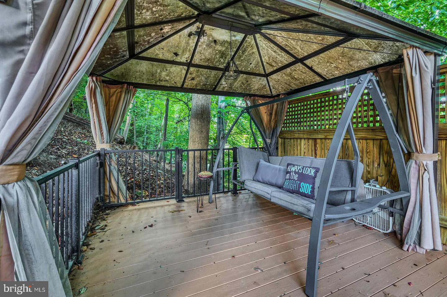 4105 27TH ST N, ARLINGTON, Virginia 22207, 4 Bedrooms Bedrooms, ,3 BathroomsBathrooms,Residential,For sale,4105 27TH ST N,VAAR2064712 MLS # VAAR2064712