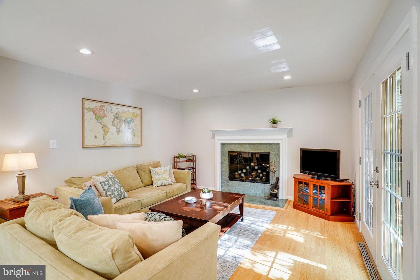 3300 PRINCE WILLIAM DR, FAIRFAX, Virginia 22031, 4 Bedrooms Bedrooms, ,2 BathroomsBathrooms,Residential,For sale,3300 PRINCE WILLIAM DR,VAFX2273464 MLS # VAFX2273464