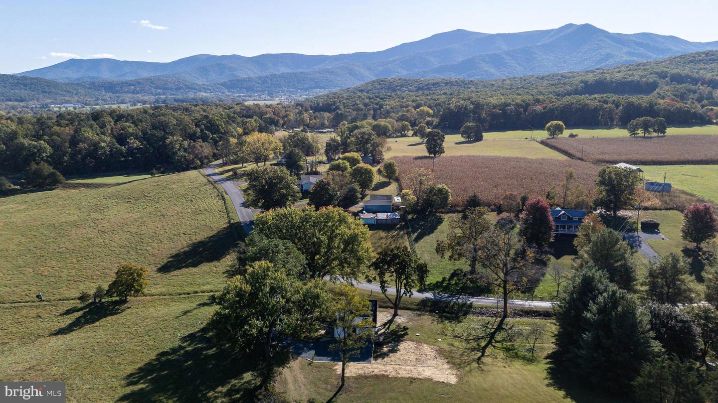 1140 FARMVIEW RD, LURAY, Virginia 22835, 3 Bedrooms Bedrooms, ,2 BathroomsBathrooms,Residential,For sale,1140 FARMVIEW RD,VAPA2005472 MLS # VAPA2005472