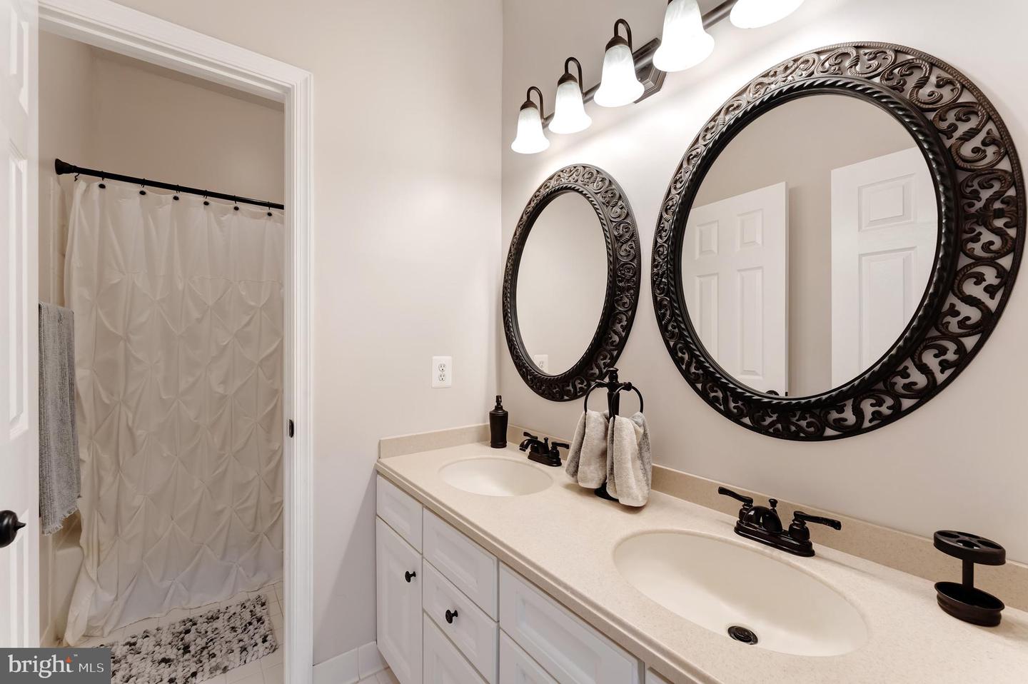 22083 VANTAGE POINTE PL, ASHBURN, Virginia 20148, 5 Bedrooms Bedrooms, ,4 BathroomsBathrooms,Residential,For sale,22083 VANTAGE POINTE PL,VALO2108544 MLS # VALO2108544