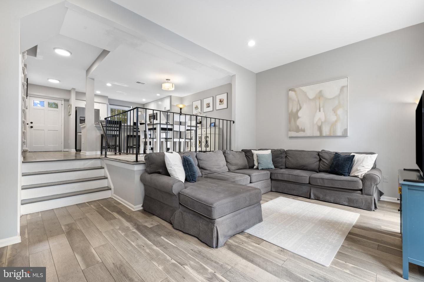 2468 WINDBREAK DR, ALEXANDRIA, Virginia 22306, 3 Bedrooms Bedrooms, ,2 BathroomsBathrooms,Residential,For sale,2468 WINDBREAK DR,VAFX2273584 MLS # VAFX2273584