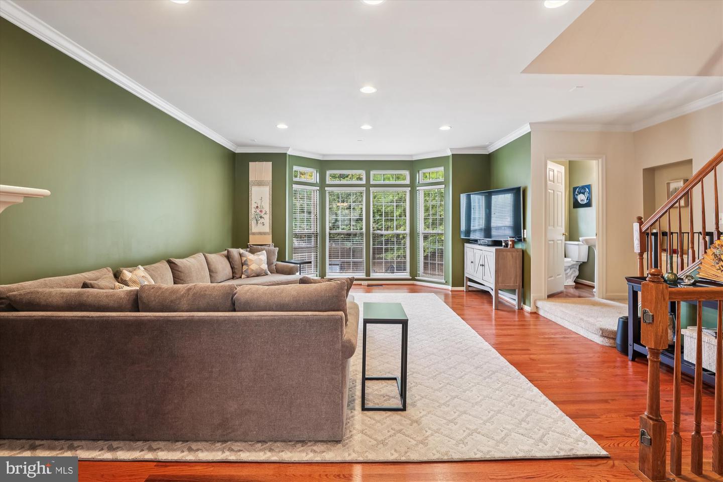 9327 HUNDITH HILL CT, LORTON, Virginia 22079, 3 Bedrooms Bedrooms, ,3 BathroomsBathrooms,Residential,For sale,9327 HUNDITH HILL CT,VAFX2273596 MLS # VAFX2273596