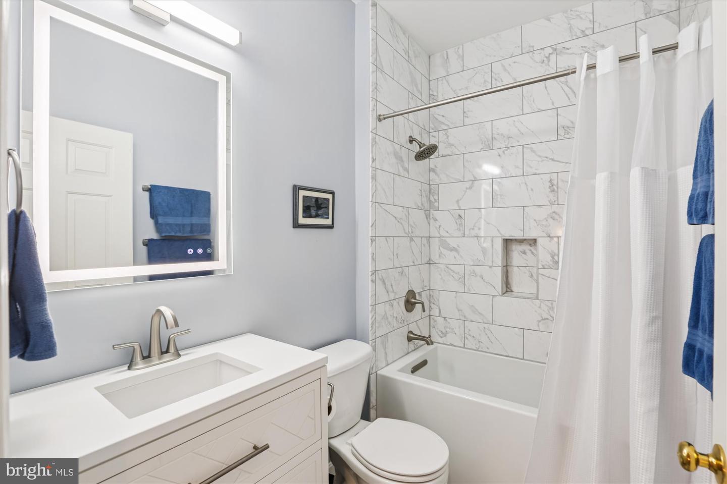 9327 HUNDITH HILL CT, LORTON, Virginia 22079, 3 Bedrooms Bedrooms, ,3 BathroomsBathrooms,Residential,For sale,9327 HUNDITH HILL CT,VAFX2273596 MLS # VAFX2273596